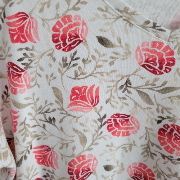 XL KAREN SCOTT V NECK LONG SLEEVE TSHIRT - Picture 2 of 3